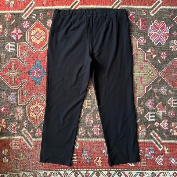 Eileen Fisher Stretch Crepe Pant w/High-Low Step Hem in Black Size Medium - Picture 4 of 6